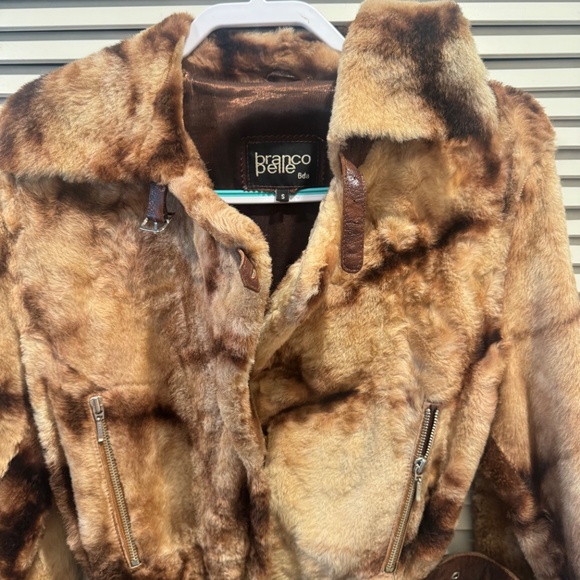 Branco Pelle Shearling/Leather Coat with Belt and Zipper Accents - Size Small - Picture 2 of 9